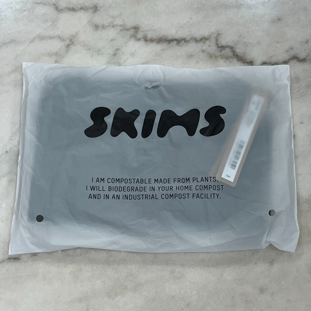 SKIMS Fits Everybody Short Sleeve T-Shirt, Gunmetal, Size Medium - NWT - Picture 5 of 9